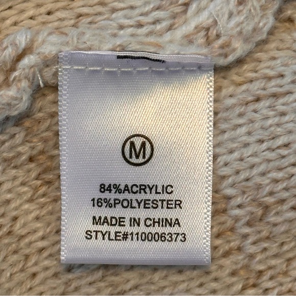 (#134) Sugar Moon 
Women’s Cardigan Sweater - Picture 10 of 11